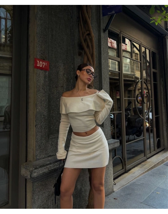 Straplez , Madonna , Carmen Yaka Croplu Mini Etekli ikili Takım Triko - Beyaz