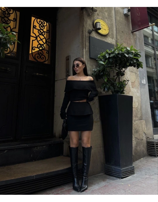 Straplez , Madonna , Carmen Yaka Croplu Mini Etekli ikili Takım Triko - Siyah