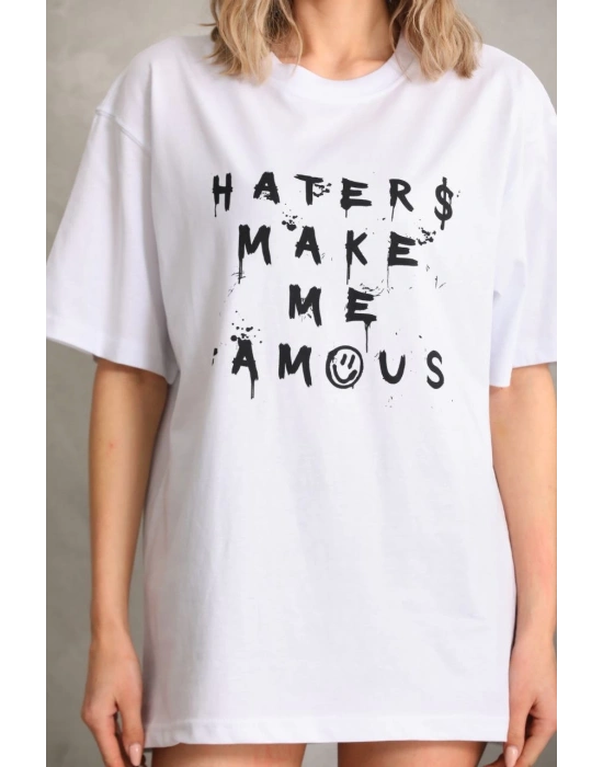 Kadın ön ve arka  Baskılı Oversize T-Shirt - Beyaz