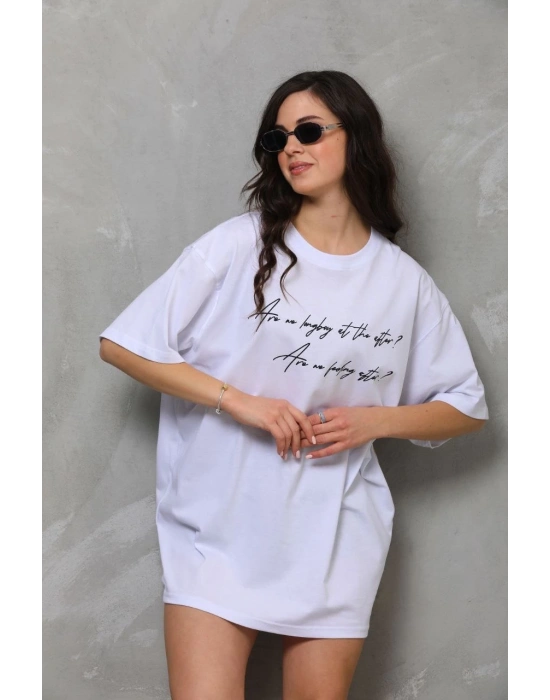 kadın Bisiklet Yaka Baskılı Oversize T-Shirt - Beyaz
