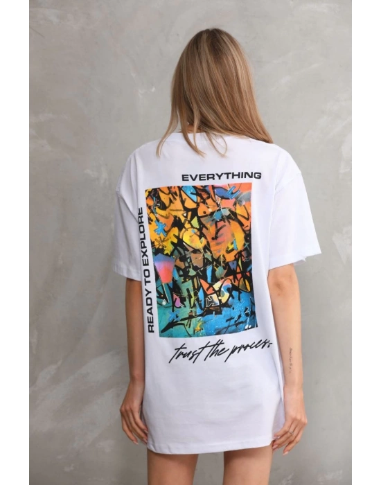 kadın Bisiklet Yaka Baskılı Oversize T-Shirt - Beyaz