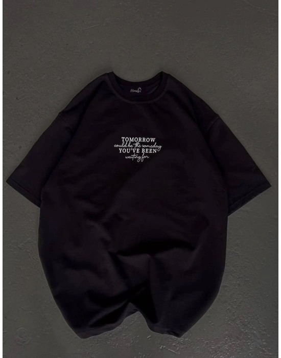 kadın Bisiklet Yaka Baskılı Oversize T-Shirt - Siyah