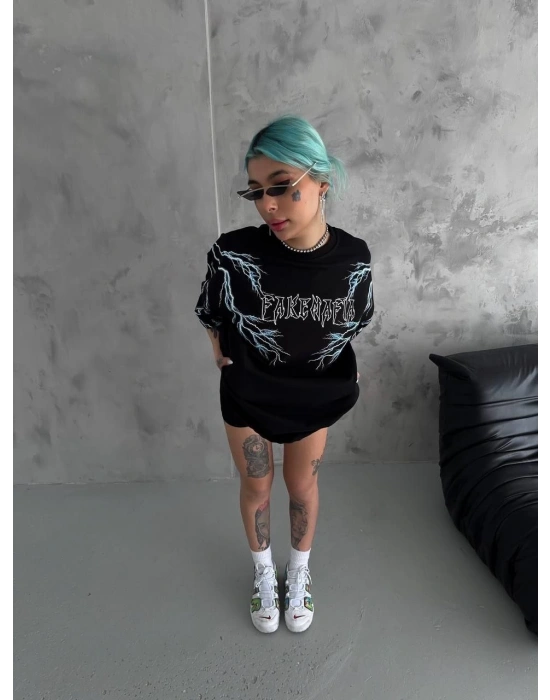 Kadın Bisiklet Yaka Yıldırım Baskılı Oversize T-Shirt - Siyah