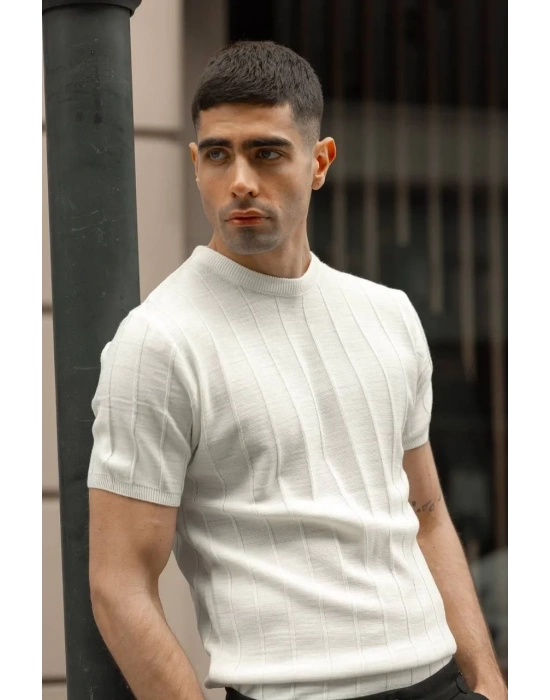 Erkek Biskilet Yaka Triko T-Shirt - Beyaz