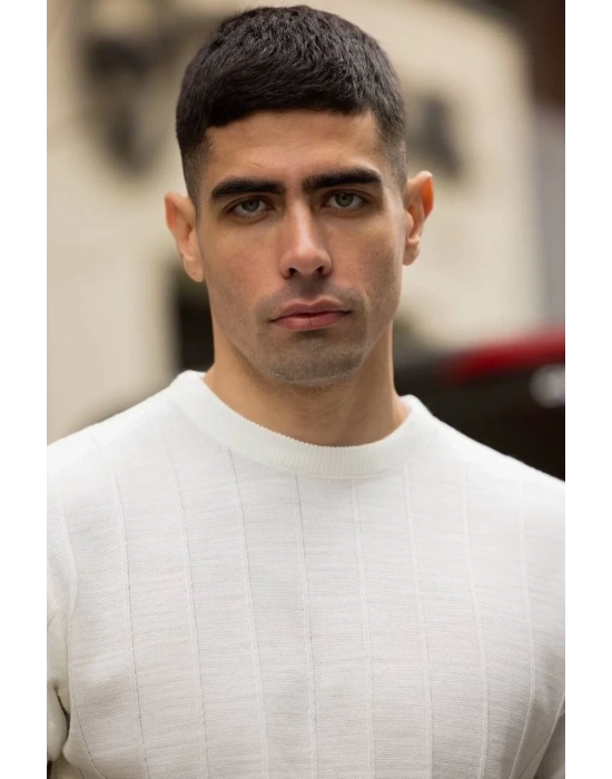 Erkek Biskilet Yaka Triko T-Shirt - Beyaz