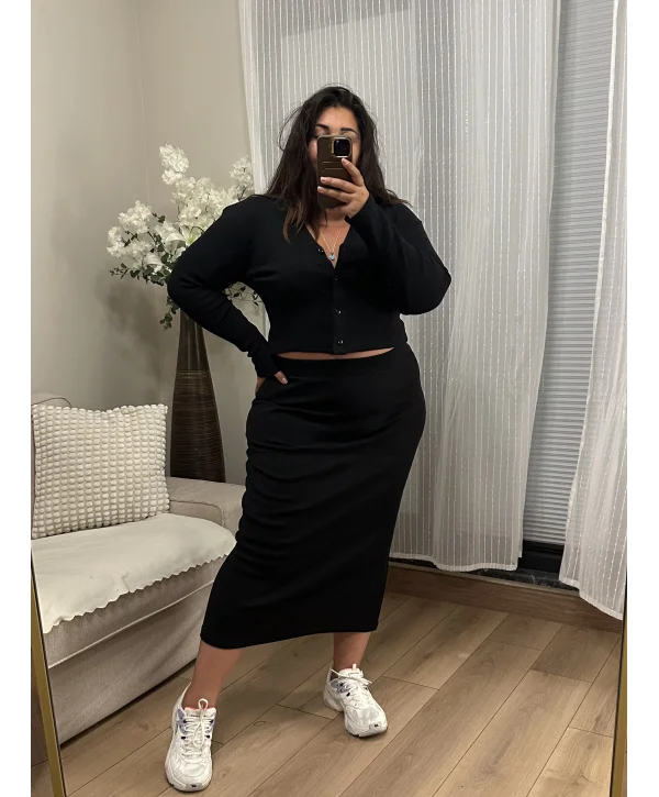 Etekli Esnek Triko Takım - Siyah