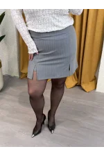 Çift Yırtmaçlı Şortlu Krep Etek - Gri Çizgili