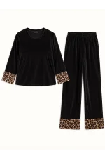 Paça ve Kol Detaylı Kadife Pijama - Siyah Leopar