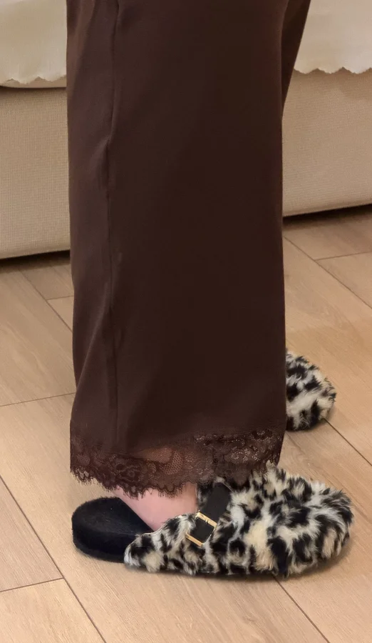 Düğmeli Dantel Detaylı Pamuklu Pijama Takımı - Kahverengi