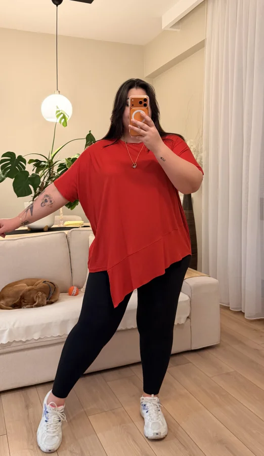 Simetri Detaylı Basic Esnek Penye Tişört - Kırmızı