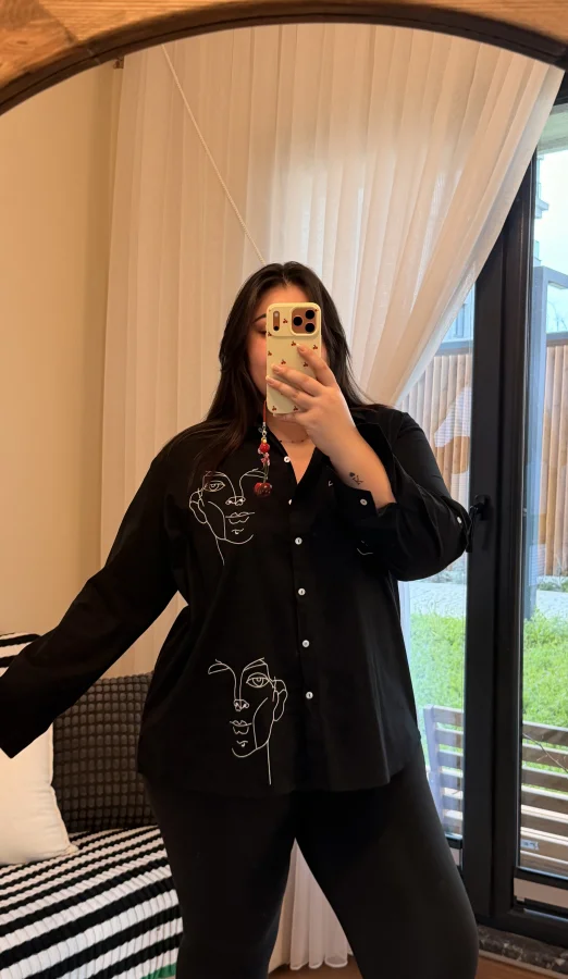 Geniş Kesim Pamuklu Gömlek - Picasso Nakışlı