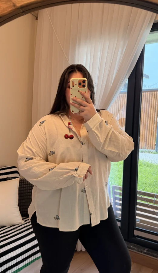 Geniş Kesim Pamuklu Gömlek - Kuş Detaylı Nakışlı