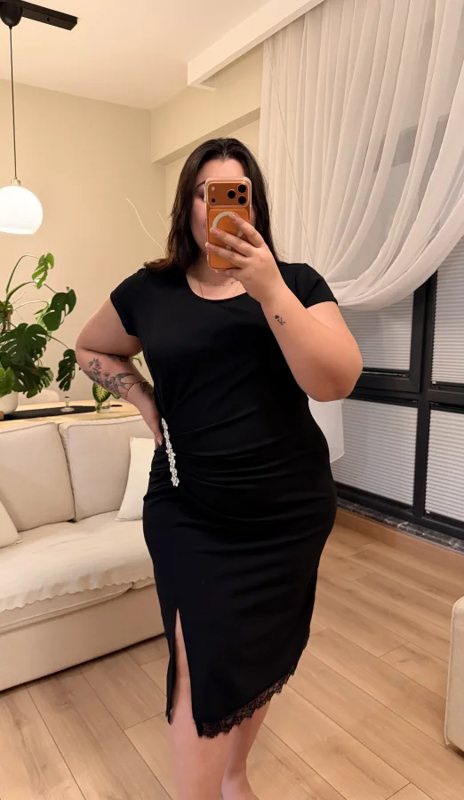 Drapeli Aksesuarlı Gece Elbisesi - Siyah