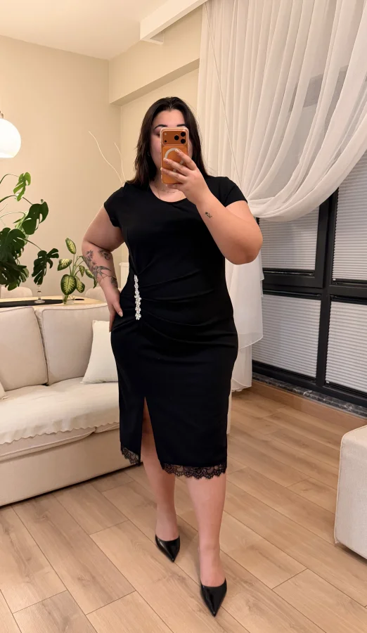 Drapeli Aksesuarlı Gece Elbisesi - Siyah