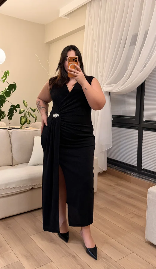 Yırtmaç Üstü Volanlı Simli Gece Elbisesi - Siyah