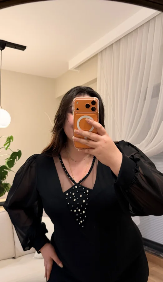 V Yaka Taş Detaylı Krep Gece Elbisesi - Siyah