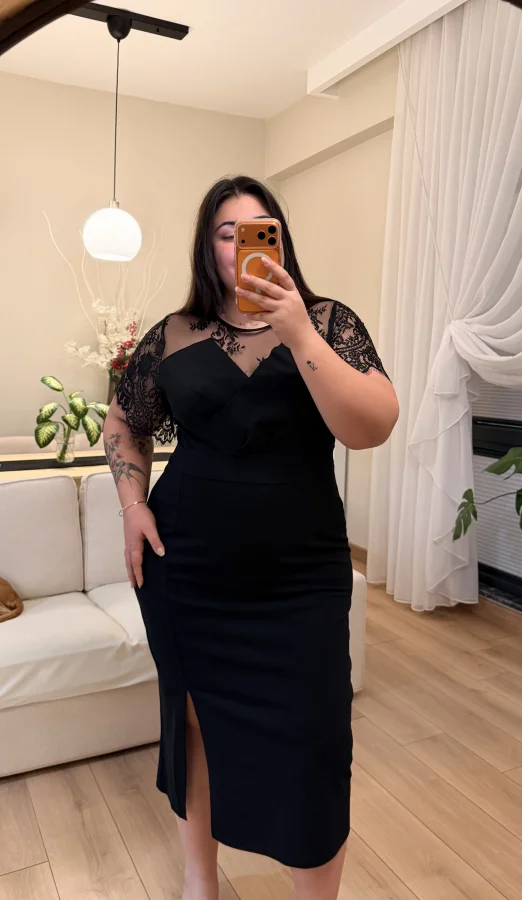 Güpür Detaylı Premium Esnek Krep Elbise - Siyah