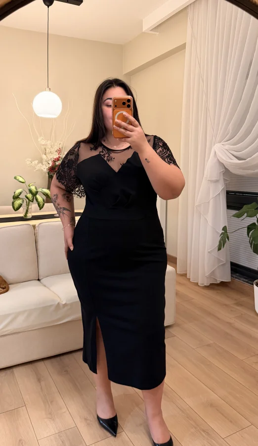 Güpür Detaylı Premium Esnek Krep Elbise - Siyah