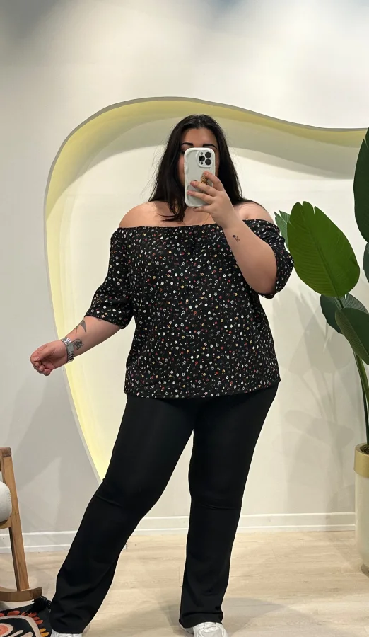 Bürümcük Likrali Madonna Bluz - Mini Çiçekli