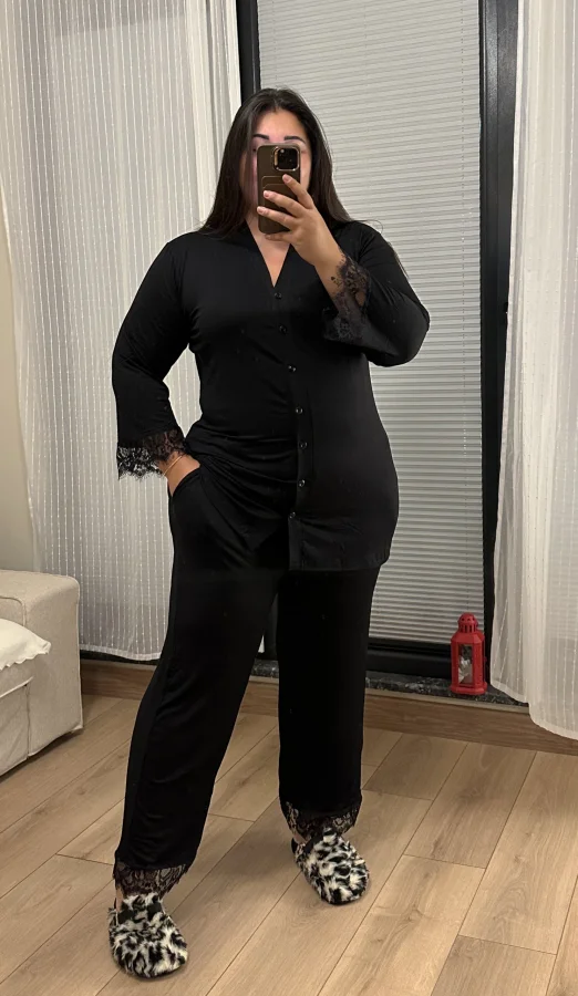 Dantel Detay Likralı Penye Pijama Takımı - Siyah