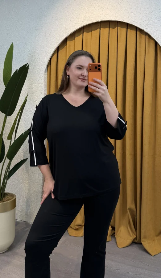 Fiyonk Detaylı Esnek Penye Bluz - Siyah