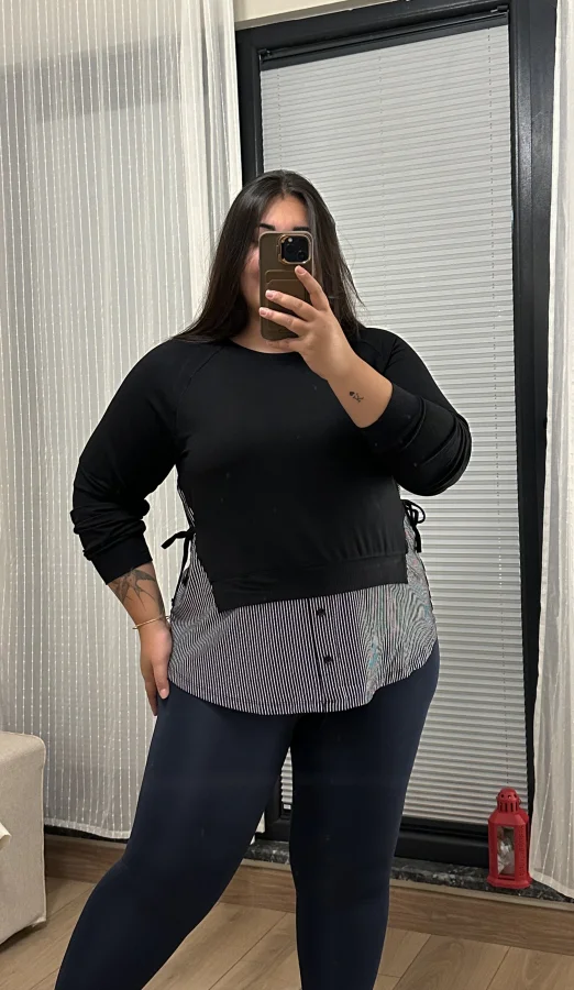 Garnili Yan Büzgü Esnek Penye Bluz - Çizgili