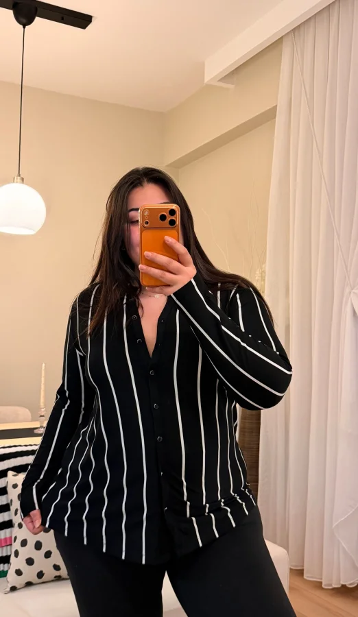 Hakim Yaka Esnek Pamuklu Penye Gömlek - Siyah Çizgili