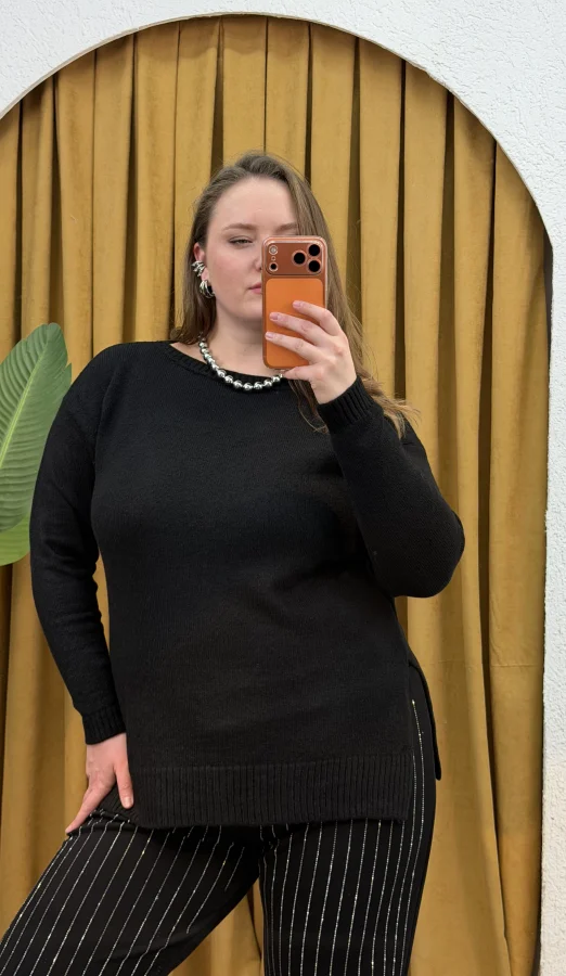 Kayık Yaka Oversize Kazak - Siyah