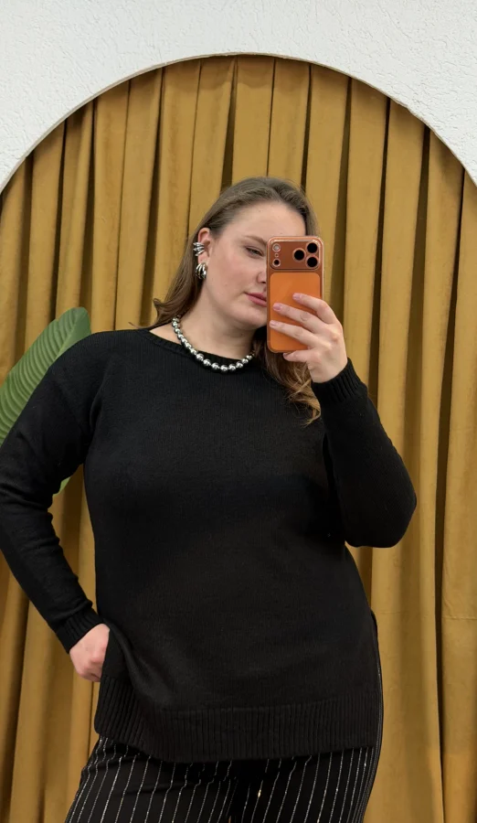 Kayık Yaka Oversize Kazak - Siyah