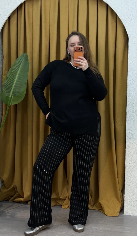 Kayık Yaka Oversize Kazak - Siyah