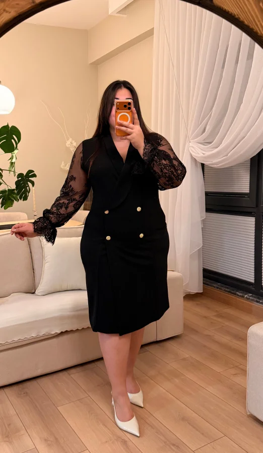 Kolları Dantel Detaylı Krep Elbise - Siyah