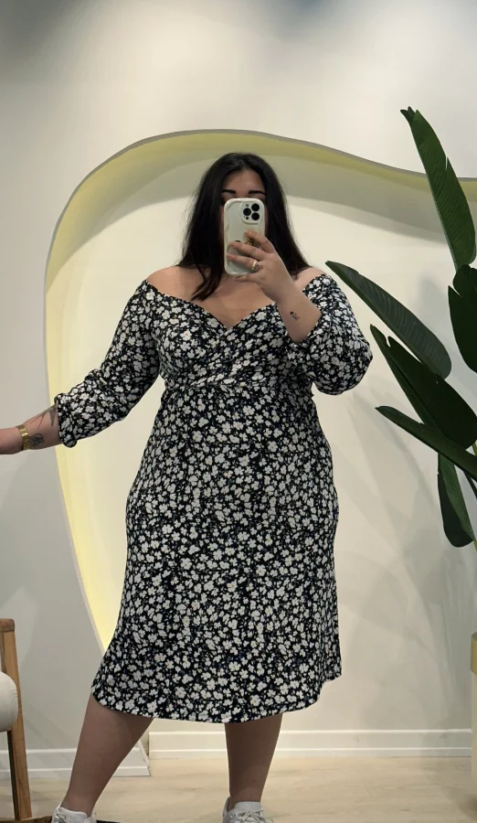 Kruvaze Yaka Esnek Bürümcük Elbise - Siyah Papatya