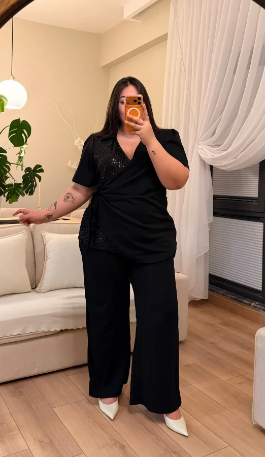 Kruvaze Yaka Pul Payet Krep Takım - Siyah