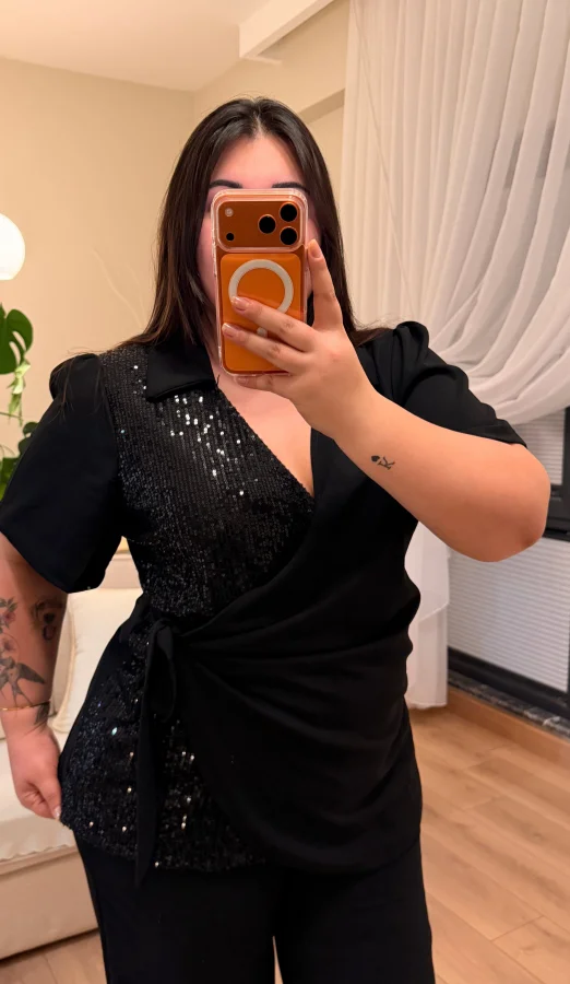 Kruvaze Yaka Pul Payet Krep Takım - Siyah