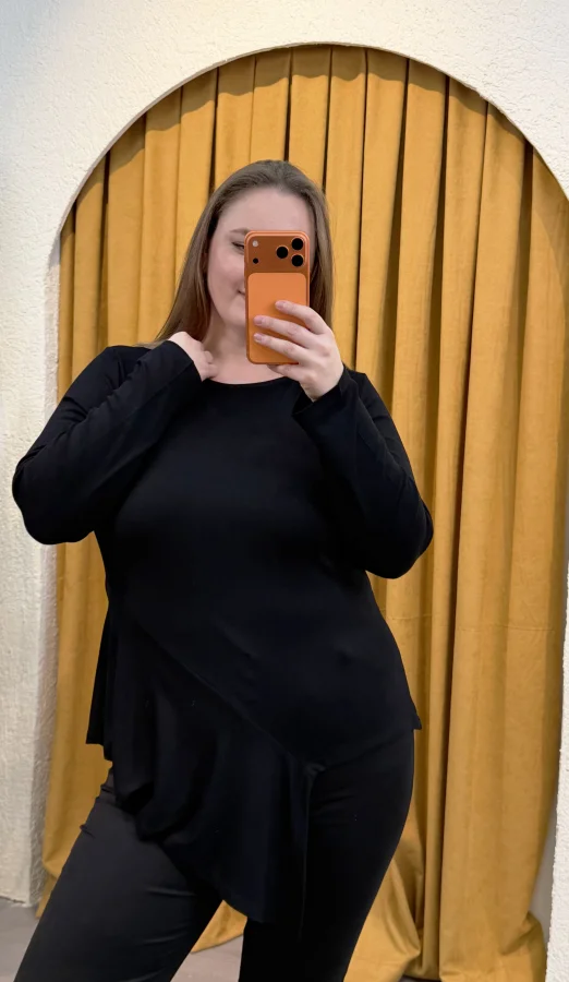 Pamuklu Yarım Asimetrik Esnek Penye Bluz - Siyah