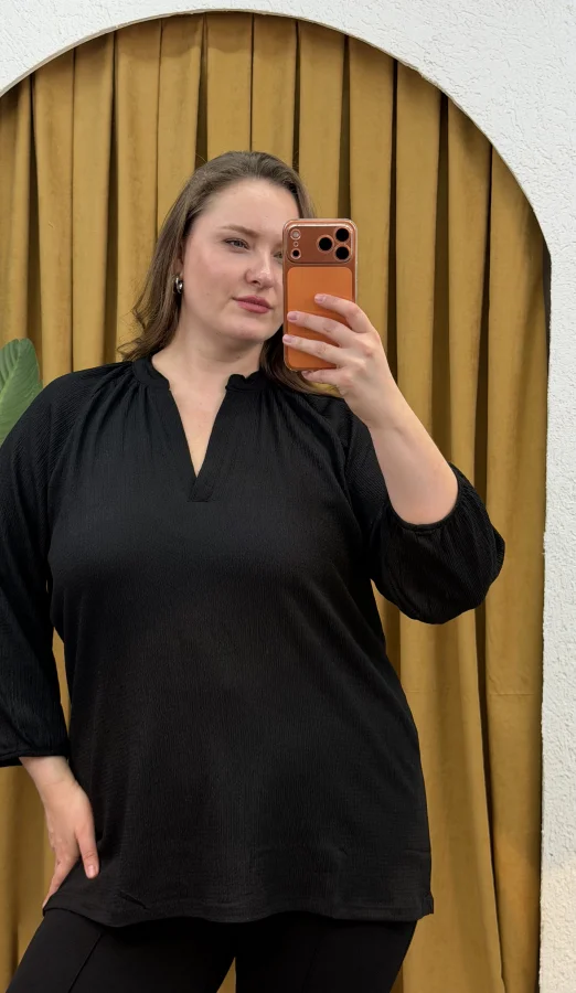 Patlı Hakim Yaka Esnek Bürümcük Bluz - Siyah