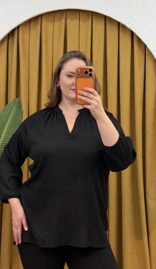 Patlı Hakim Yaka Esnek Bürümcük Bluz - Siyah