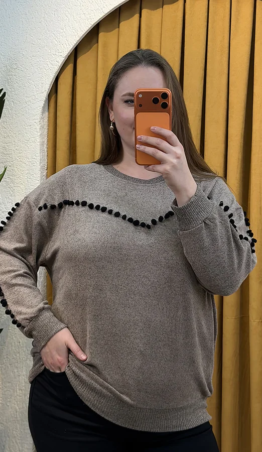 Ponponlu Esnek Yumoş Bluz - Kahverengi