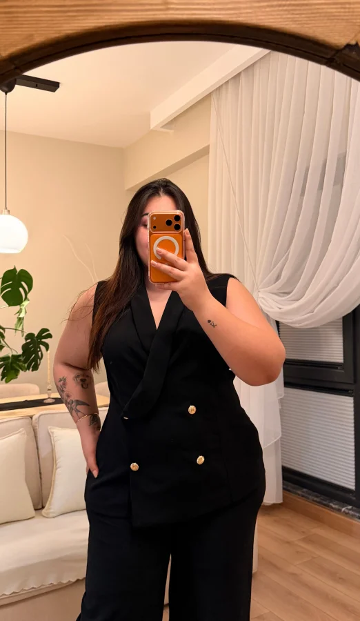 Sıfır Kol Düğme Detaylı Krep Takım - Siyah