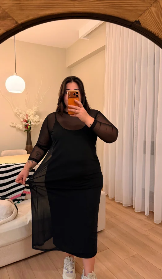 Tül Detaylı Astarli Elbise - Siyah