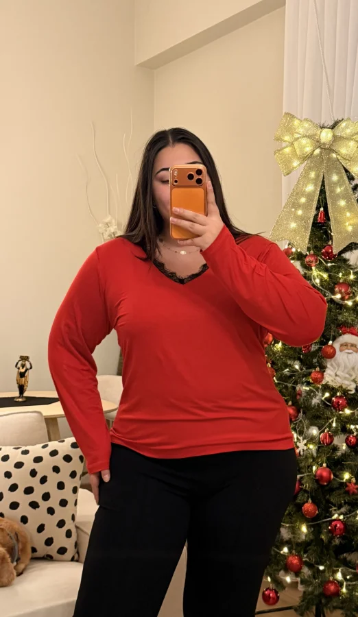 V Yaka Dantel Detaylı Esnek Modal Bluz - Kırmızı