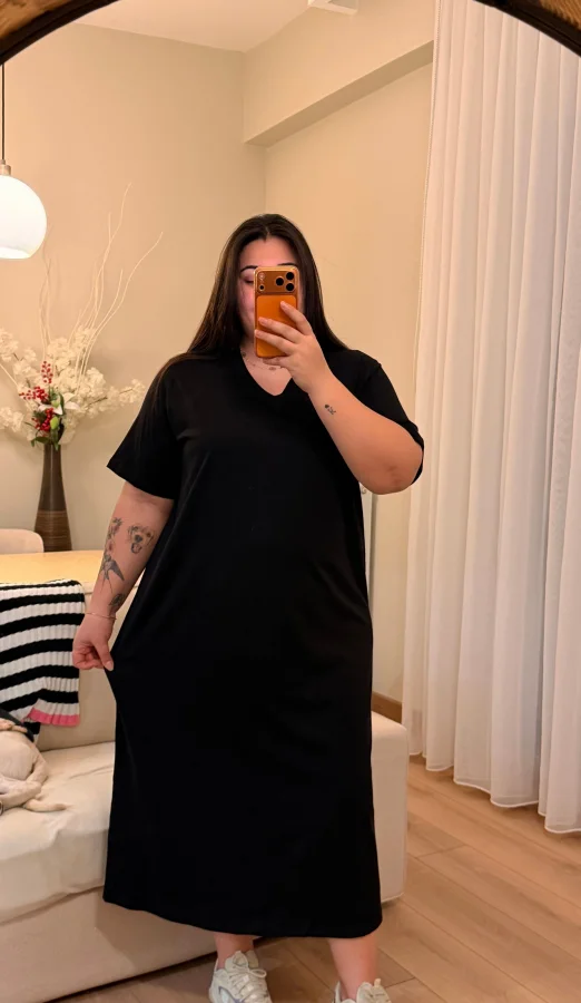 V Yaka Geniş Kesim Esnek Tişört Elbise - Siyah