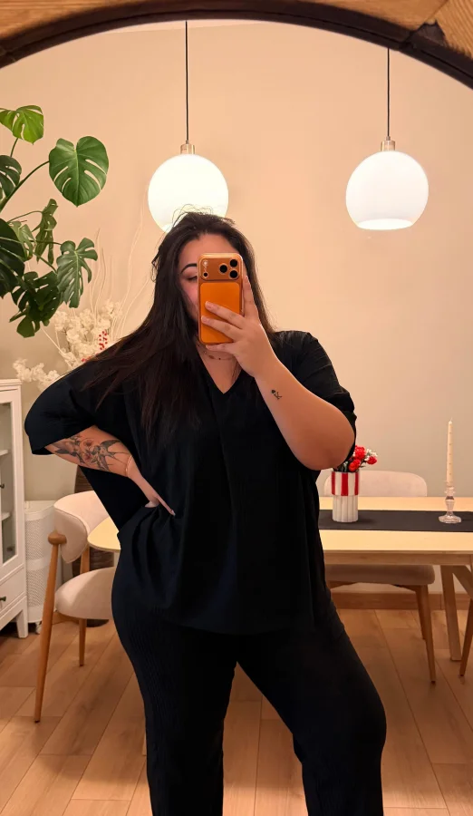 V Yaka Yarasa Kol Esnek Fitilli Takım - Siyah