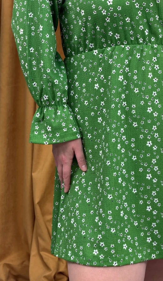 Yarasa Kol Lastikli Bürümcük Mini Elbise - Yeşil Çiçekli