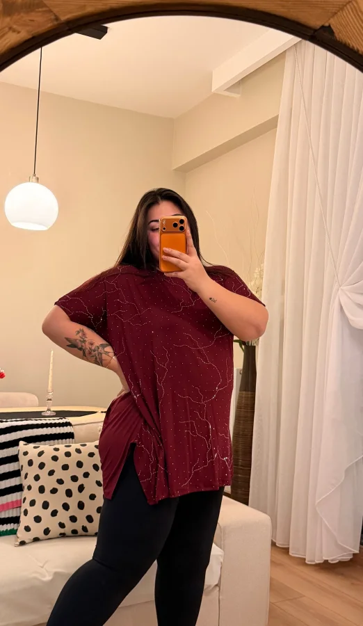 Yıldız Desenli Taşlı Bluz - Bordo