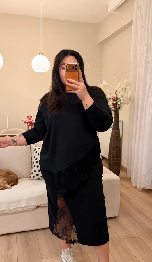 Yırtmaçlı Dantel Detaylı Esnek Krep Etek - Siyah