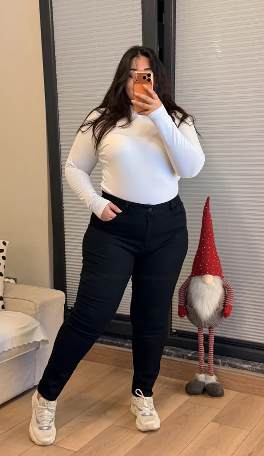 Boru Paça Yüksek Bel Likralı Kot Pantolon - Siyah