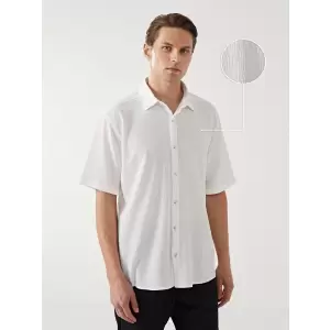 LCW Vision Ekru Regular Fit Kısa Kollu Erkek Gömlek