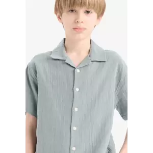 Defacto W3239 Mavi Erkek Çocuk Oversize Geniş Kalıp Polo Yaka Müslin Kısa Kollu Gömlek