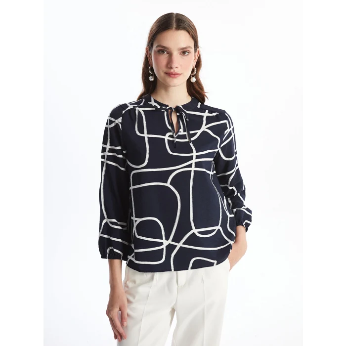 LCWAIKIKI Classic Lacivert Bağlamalı Yaka Desenli Kadın Bluz